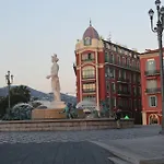 Backpackers Chez Patrick 旅馆 *