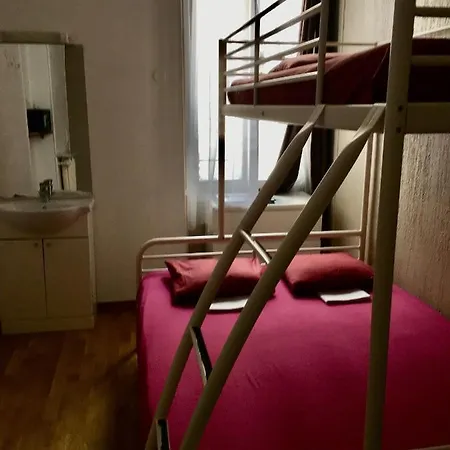 Backpackers Chez Patrick * ניס