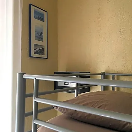 אכסניה Backpackers Chez Patrick *